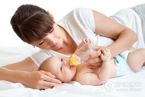 潍坊哪些医院能做助孕宝宝：你的宝宝在秋季的干咳可能是这些情况的结果。